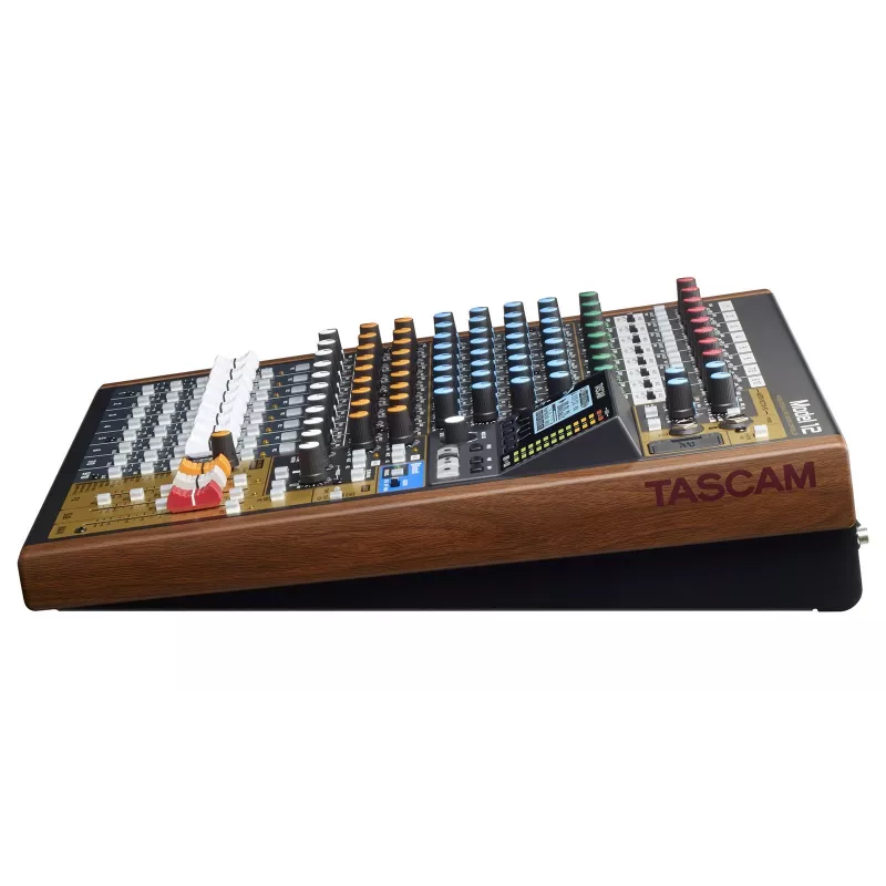 Tascam Model 12 mesa de mistura de 10 canais com gravador de 12 pistas, 20–20000 Hz, preto/madeira
