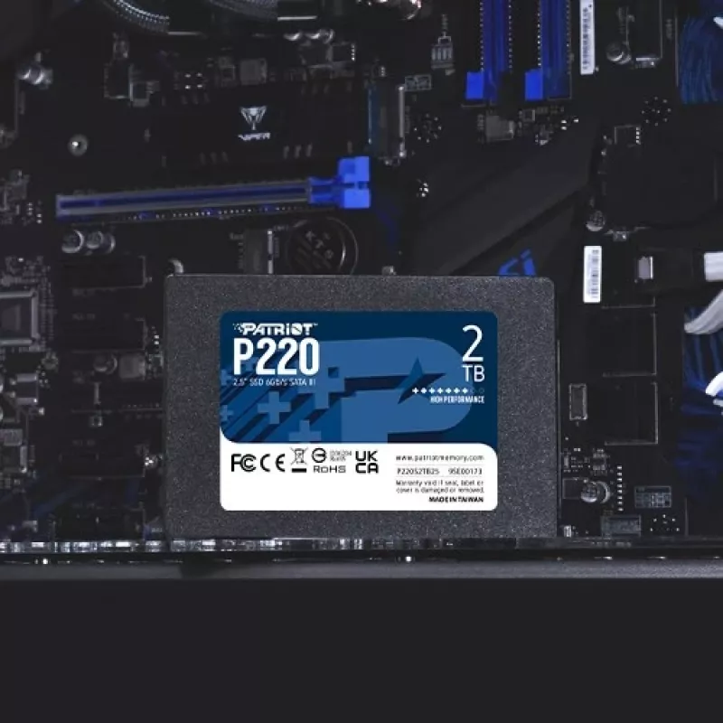 SSD Patriot P220 2 TB SATA velocidade de escrita 500 MB/s velocidade de leitura 550 MB/s 2,5
