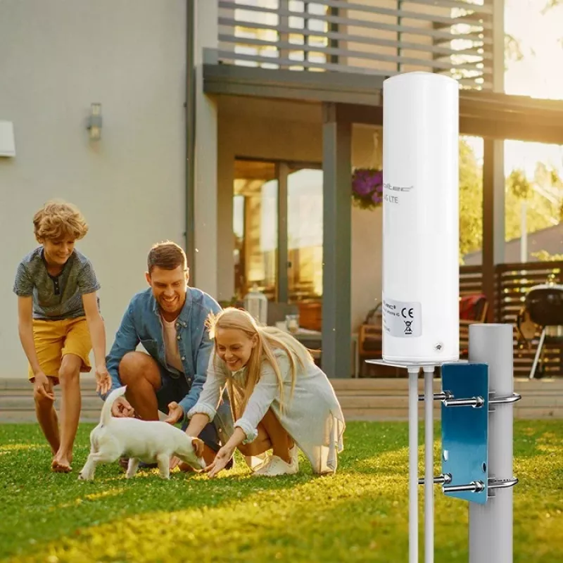 Antena 4G LTE omnidirecional exterior QOLTEC 57044, 5 dBi, 600–2700 MHz, 50 W, 50 Ω, caixa de cobre branca