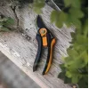 Tesoura de jardim de bypass Fiskars Plus SmartFit P541 preta, laranja