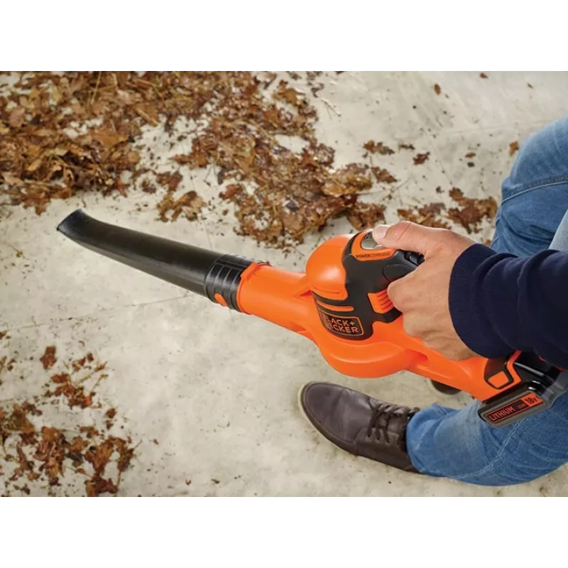 Soprador de folhas a bateria Black & Decker GWC1820PC 209 km/h preto, laranja 18 V lítio