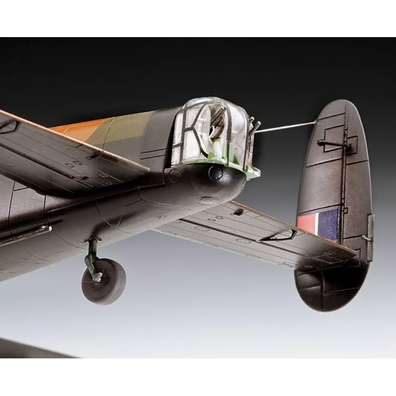 Revell Lancaster B. III Dambusters (04295) 1:72 escala avião kit de montagem em plástico
