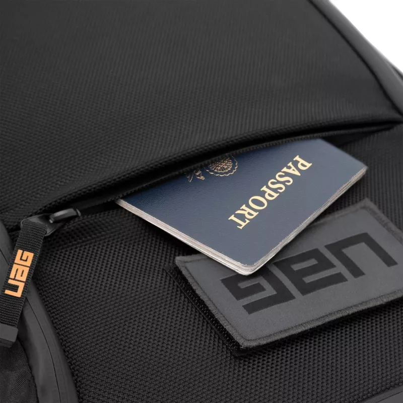 Mochila Urban Armor Gear Standard Issue Preta