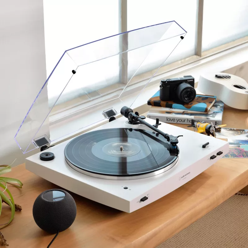 Gira-discos de acionamento por correia automático Audio-Technica AT-LP3XBTWH acionamento por correia, branco