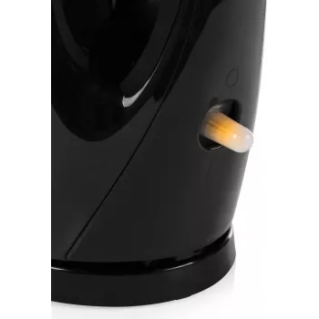 Chaleira Tristar WK-3384 - 1,7 l - 2200 W - preto - plástico - indicador de nível de água (WK-3384)