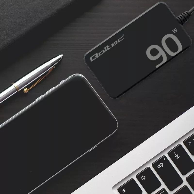 Carregador de parede Qoltec 90W GaN Super Fast SLIM | XP | 5-20V | 4,5A | USB-C 3.1 | Portátil | MacBook | Smartphone | + cabo