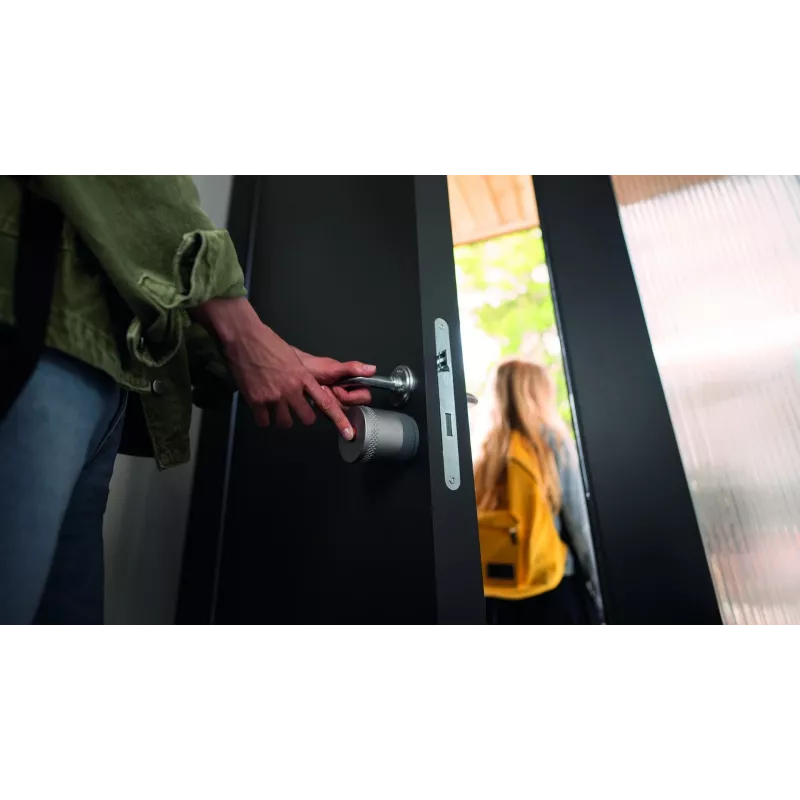Yale Linus Smart Lock L2 Lite, prateado (05/109100/SI)