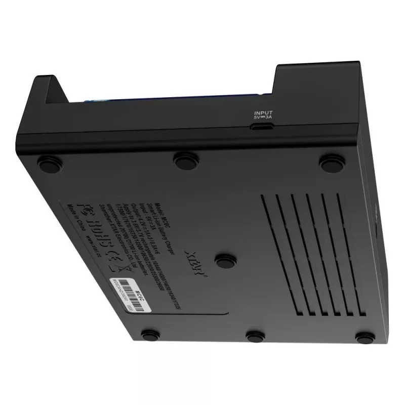 Carregador XTAR MC6C multi-slot inteligente para células cilíndricas Li-Ion, 6 slots, suporta 18650/21700/AA, entrada 5V, preto