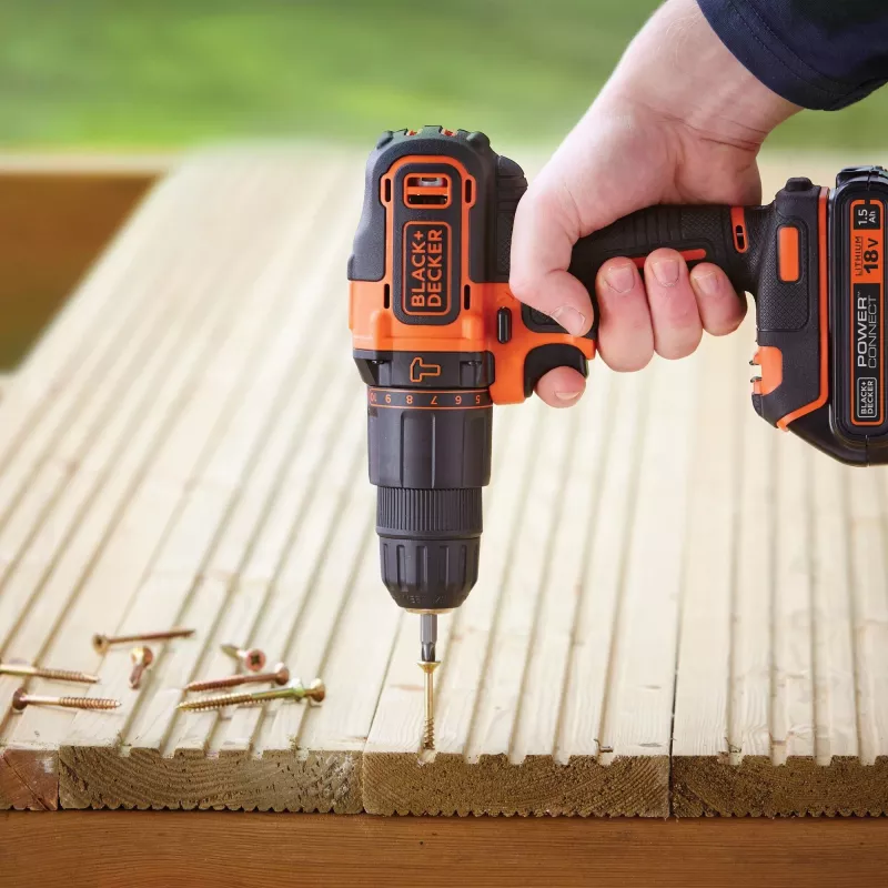 Berbequim de percussão sem fio BLACK+DECKER BCKSB04
