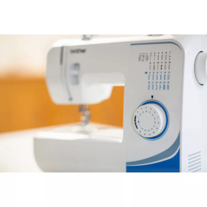 Máquina de costura Brother RL425