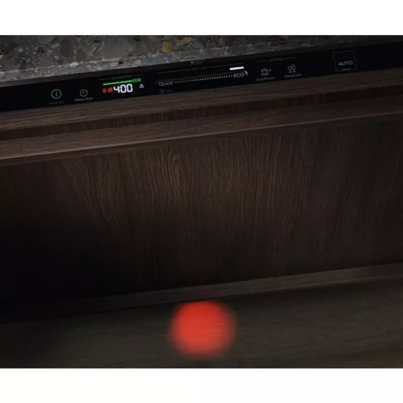 Máquina de lavar loiça de encastrar Electrolux EEM43200L, estreita 45 cm, 10 conjuntos de louça, 44 dB, 8 programas