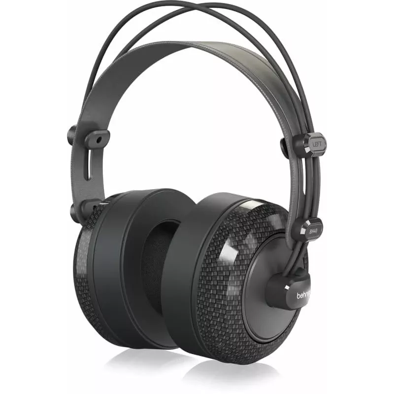 Auscultadores de estúdio Behringer BH40