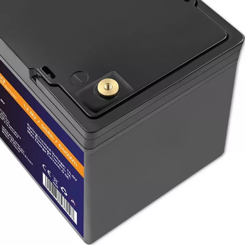 Bateria LiFePO4 QOLTEC 12,8 V 50 Ah (modelo 53704) para backup e armazenamento de energia