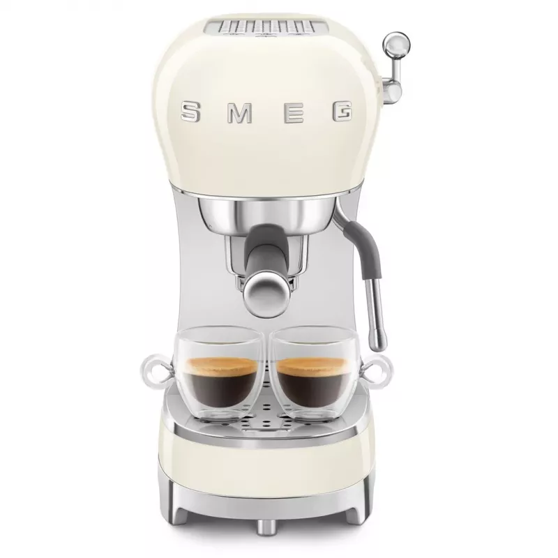 Máquina de café SMEG creme