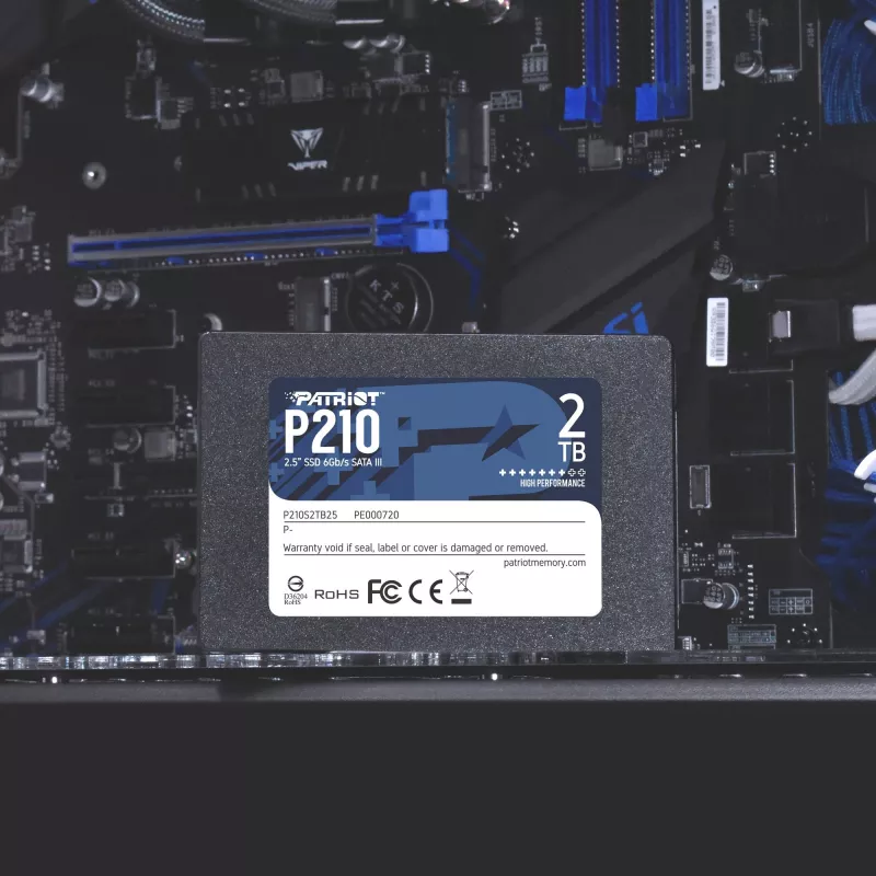 SSD SATA III 2,5 inch PATRIOT P210 2 TB — 500 MB/s de leitura, 400 MB/s de escrita, 7 mm