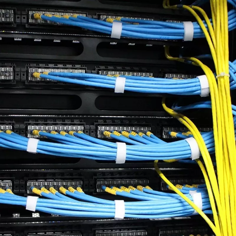 Gestor de cabos QOLTEC 54514 para racks de 19 polegadas, 24 portas