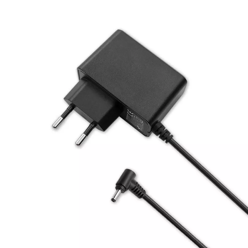 Fonte de alimentação Qoltec tipo de ficha 10,5W 5V 2,1A 3,5*1,35