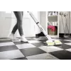 Aspirador vertical com bateria Kärcher EWM 2 húmido preto, branco, amarelo 2,5 Ah
