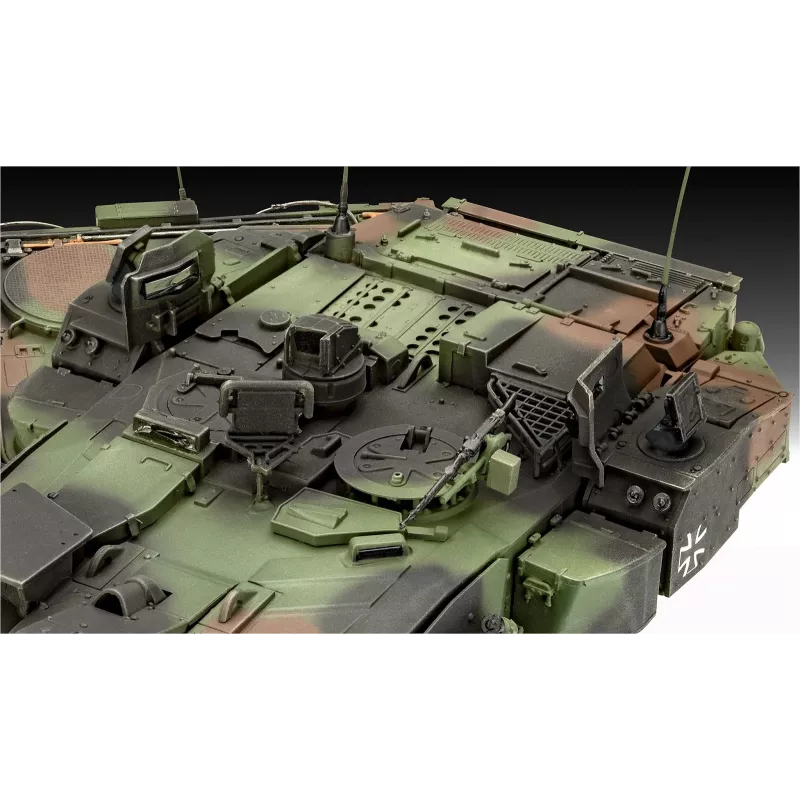 Maquete em plástico REVELL Leopard 2A7A1 kit de carro de combate militar (escala não indicada)