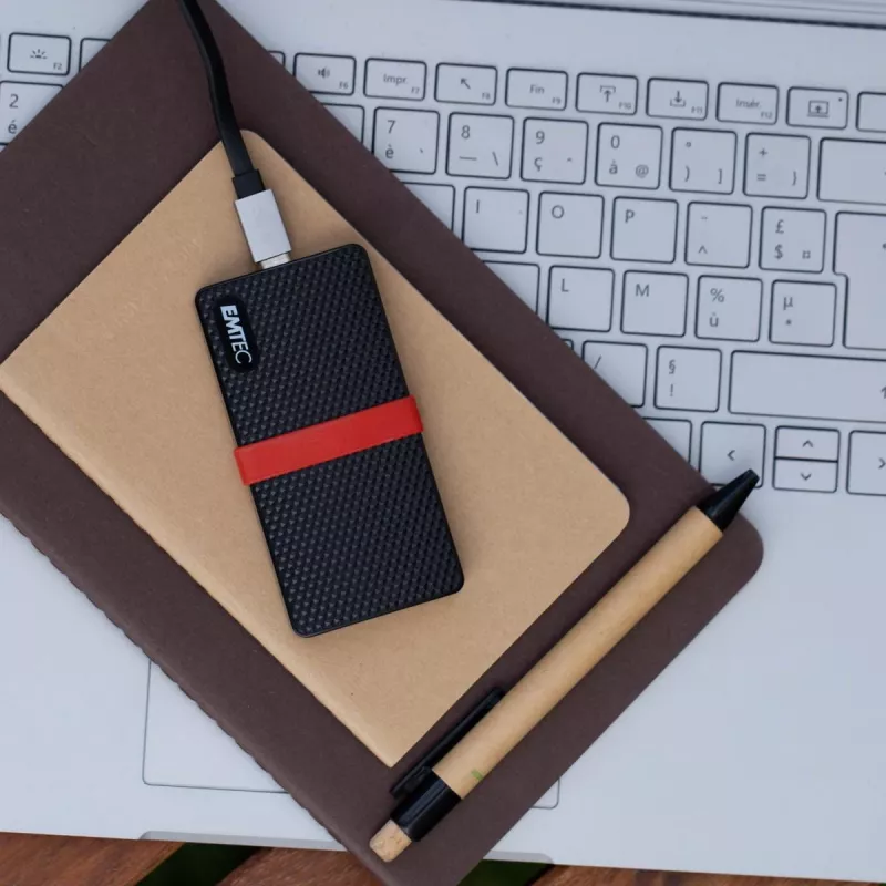 SSD Emtec 256GB USB Type-C 3.2 Gen 1 preto vermelho X200