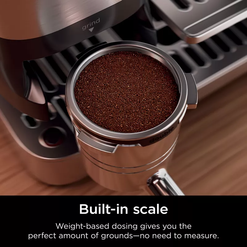 Máquina de café expresso Ninja ES701EU – café/expresso semiautomático, moinho integrado, depósito de água 2 l, 1650 W, 25 níveis de moagem, recipiente de leite, bomba de 14 bar