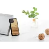 Capa para smartphone man and wood para iPhone 11 Pro — terra preto