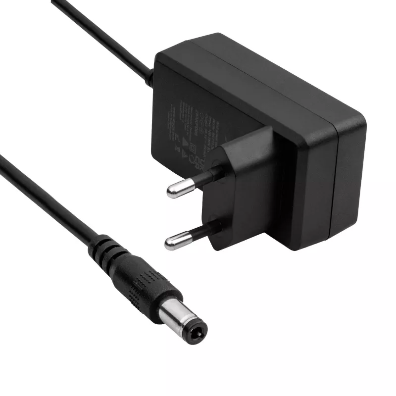 Carregador Akyga AK-PD-07 para aspirador Dyson V10 / V11 / V15, 30,45 V / 1,1 A, 33,5 W, 1,8 m