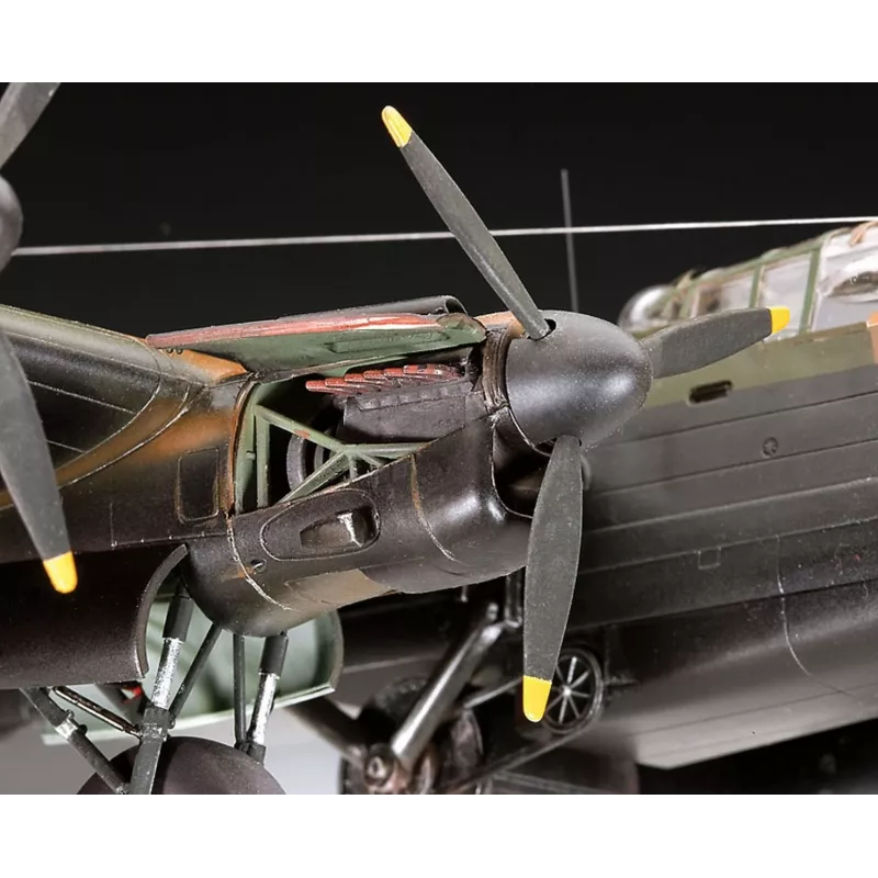 Revell Lancaster B. III Dambusters (04295) 1:72 escala avião kit de montagem em plástico