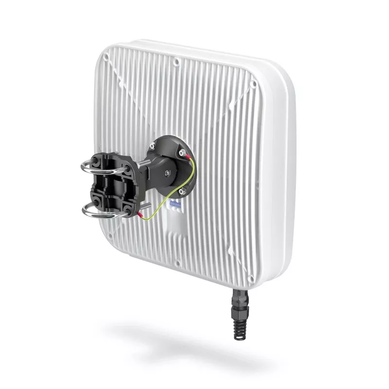 QuWireless QuMax XR AXRL antena LTE direcional, 7 dBi, dupla polarização, PoE/LAN, IP67, para Teltonika RUT240/950/955/X09/X11, branca