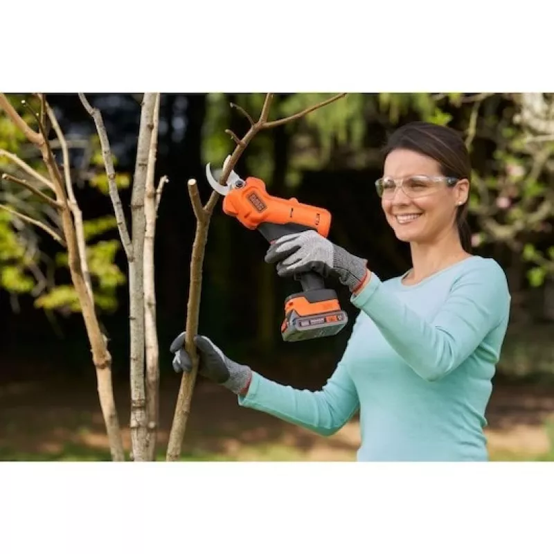 Tesoura de jardim com bateria Black & Decker 18V/2.0Ah BCPP18D1 Power shear