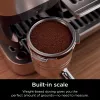 Máquina de café expresso Ninja ES701EU – café/expresso semiautomático, moinho integrado, depósito de água 2 l, 1650 W, 25 níveis de moagem, recipiente de leite, bomba de 14 bar