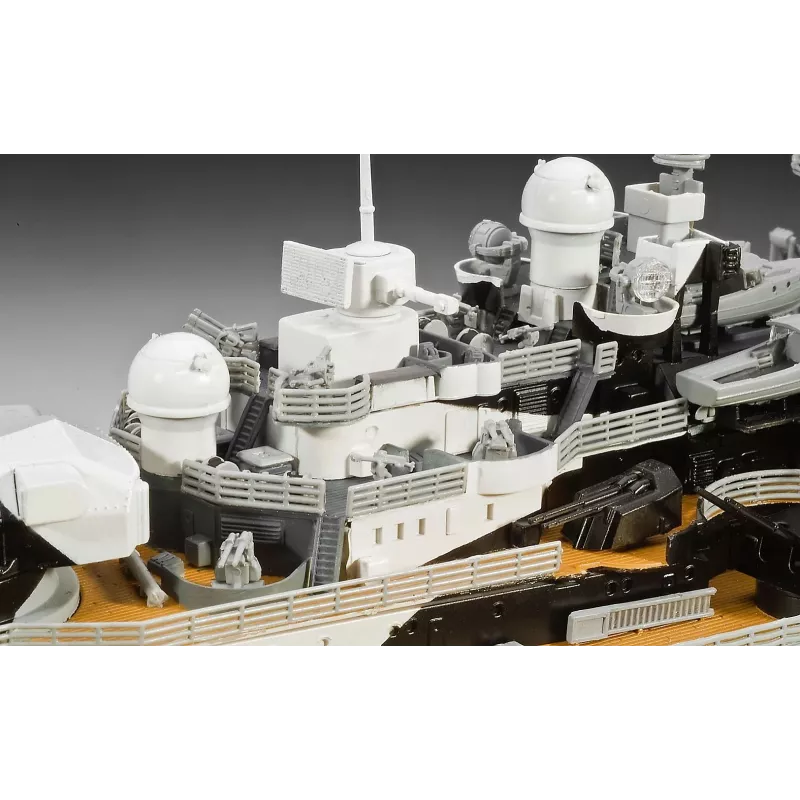 Maquete plástica de navio REVELL Tirpitz escala 1:350