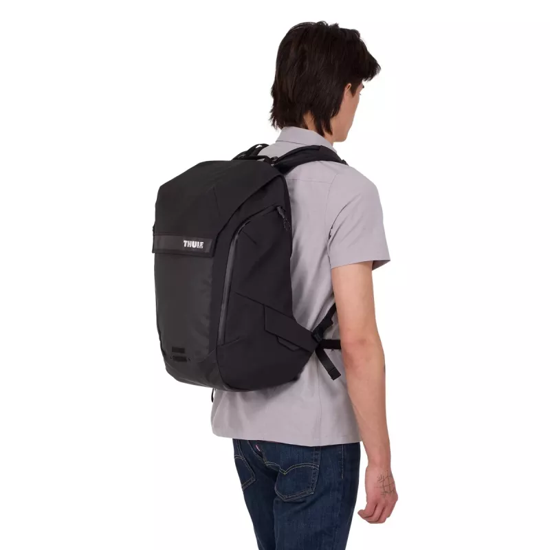 Mochila Thule Paramount Commuter 28L - preto