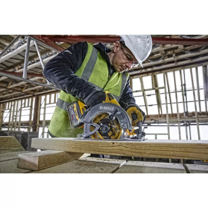 Serra circular portátil DeWalt DCS578NT — serra manual sem fios, 1 unid.