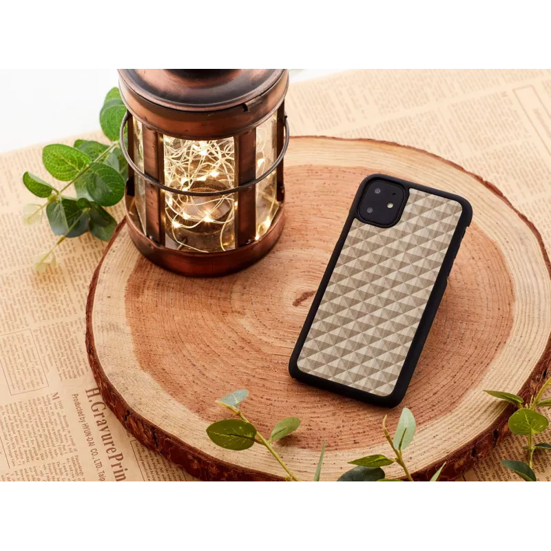 Capa para smartphone man and wood iPhone 11 Armor preto — capa de proteção para iPhone 11