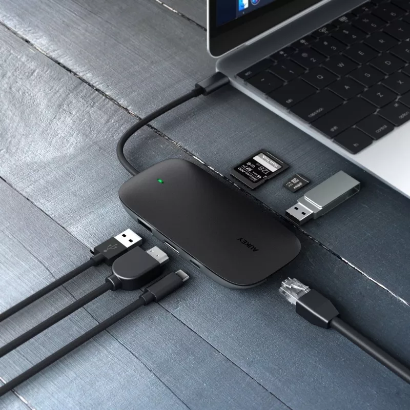 AUKEY CB-C71 hub USB-C 8 em 1, 3x USB-A 3.0, HDMI 4K@30Hz, Gigabit RJ45, SD/microSD, USB-C PD 100 W, cabo de 0,15 m, alumínio, preto