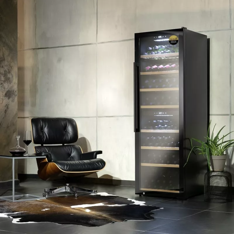 Caso | Garrafeira inteligente | WineExclusive 180 | Classe de eficiência energética G | Garrafeira | Vertical | Capacidade de garrafas 180 garrafas | Tipo de refrigeração tecnologia de compressor | Preto