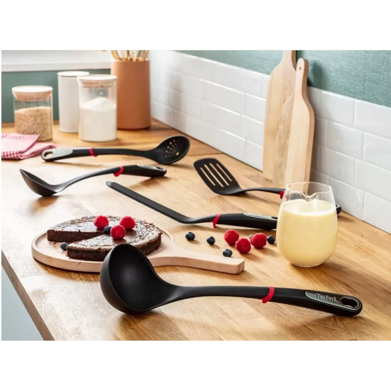 Colher para massa Tefal K20602, silicone, resistente ao calor até 220 °C, preto, punho TPR