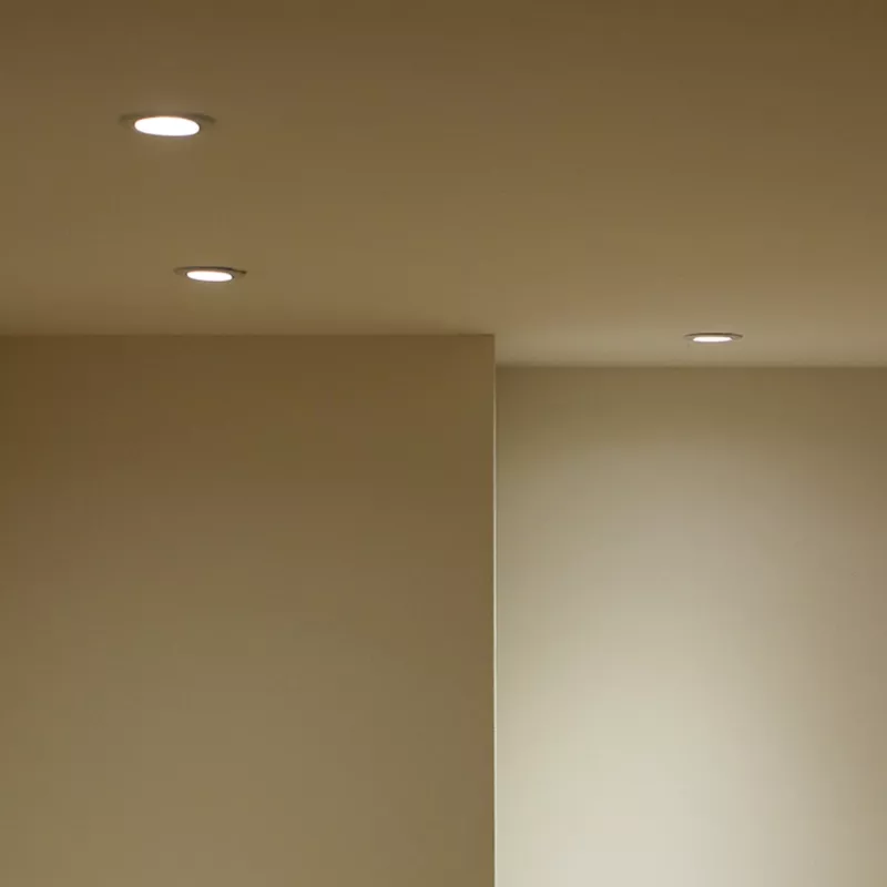 Luminária encastrável Innr RSL 115 4,3 W regulável para interior branca