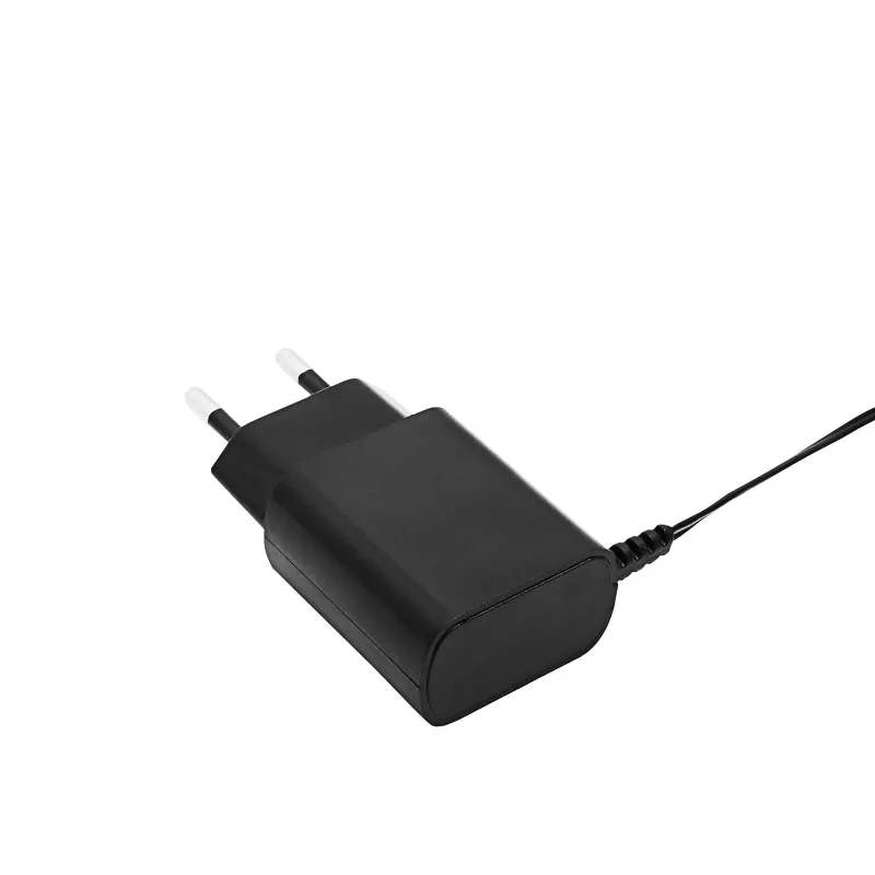 Fonte de alimentação Akyga AK-PD-08 para depiladora Braun Silk-épil 5 / 7 / 9, 12 V / 0,4 A, 4,8 W, 1,5 m