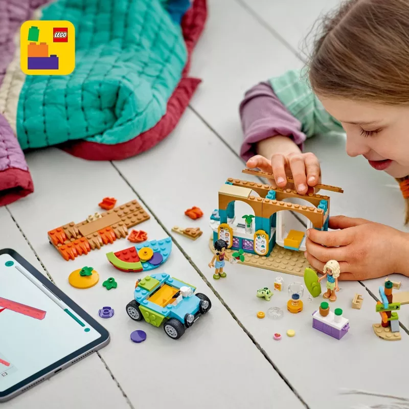 LEGO Friends Quiosque de Smoothies da Praia Conjunto de brincar para crianças com comida de brinquedo, ideia de presente para meninas e meninos a partir dos 6 anos, com 2 minifiguras, uma figura de tartaruga e um