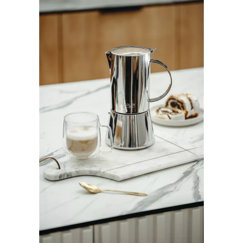 Máquina de café expresso Adler AD 4419 — caixa em aço inoxidável, tamanho compacto