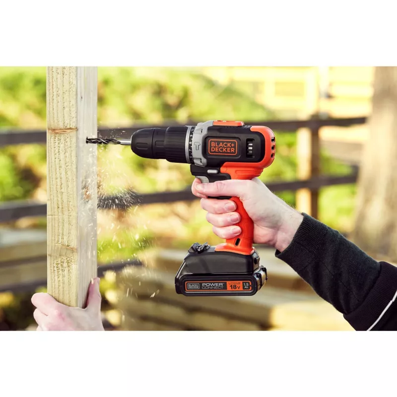 Aparafusadora de impacto com bateria BCKSB02, 18 Volt (laranja/preto, bateria de iões de lítio 1,5 Ah, caixa de armazenamento, conjunto de 62 acessórios)