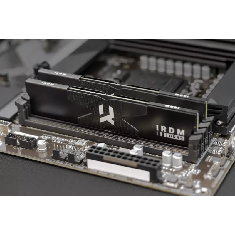 Memória DDR5 IRDM 32GB(2*16GB)/8000 CL36 preto