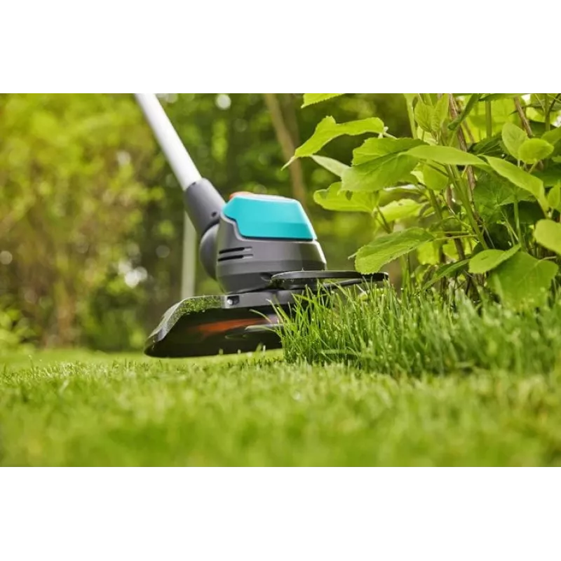 Gardena EasyCut 23/18V Ready-To-Use Set - Corta-relvas - Bateria 2 Ah - Largura de corte: 230 mm - 2,4 kg (14700-20)