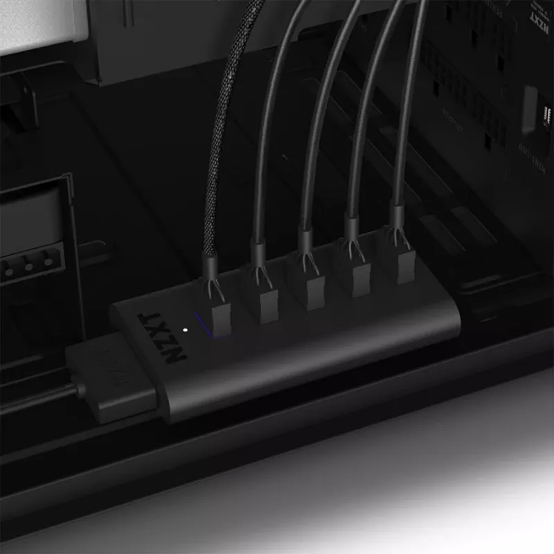 NZXT hub de expansão USB 2.0 interno Gen 3 - preto