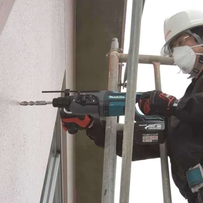 Martelo perfurador Makita com opção de forja 18V 2J sem baterias e carregador DHR241Z
