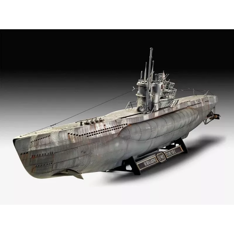 Maquete plástica REVELL Submarino alemão Tipo VII C/41 1:72