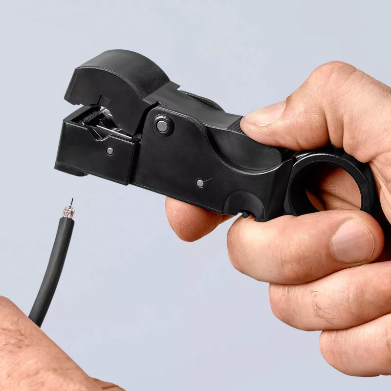 Descarnador de cabos Knipex 16 60 05 preto