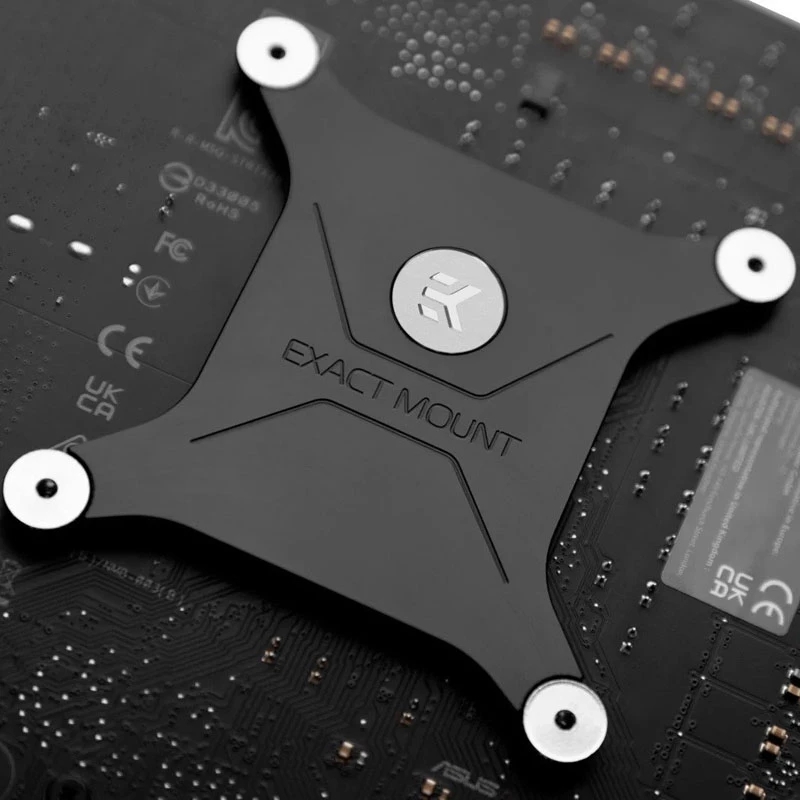 EK Water Blocks preto